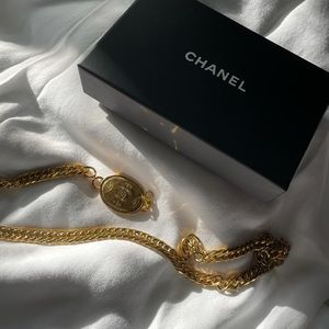 VINTAGE REWORKED CHANEL BELT